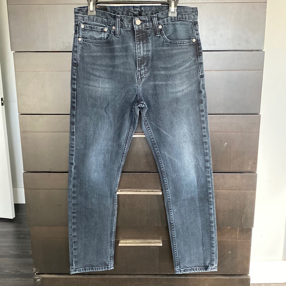510 Levi’s.